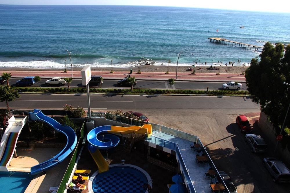 Merlin Beach Park Hotel Tosmur Exterior foto