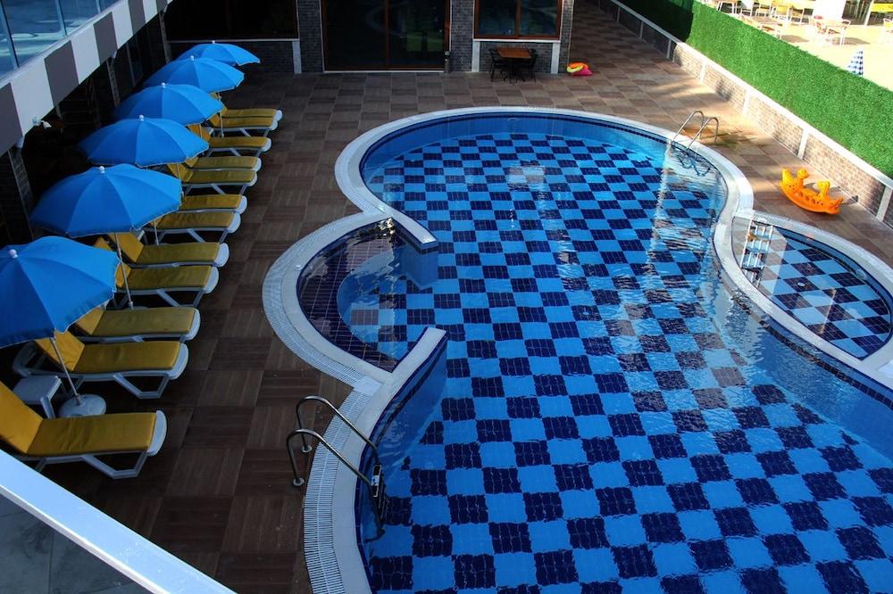 Merlin Beach Park Hotel Tosmur Exterior foto